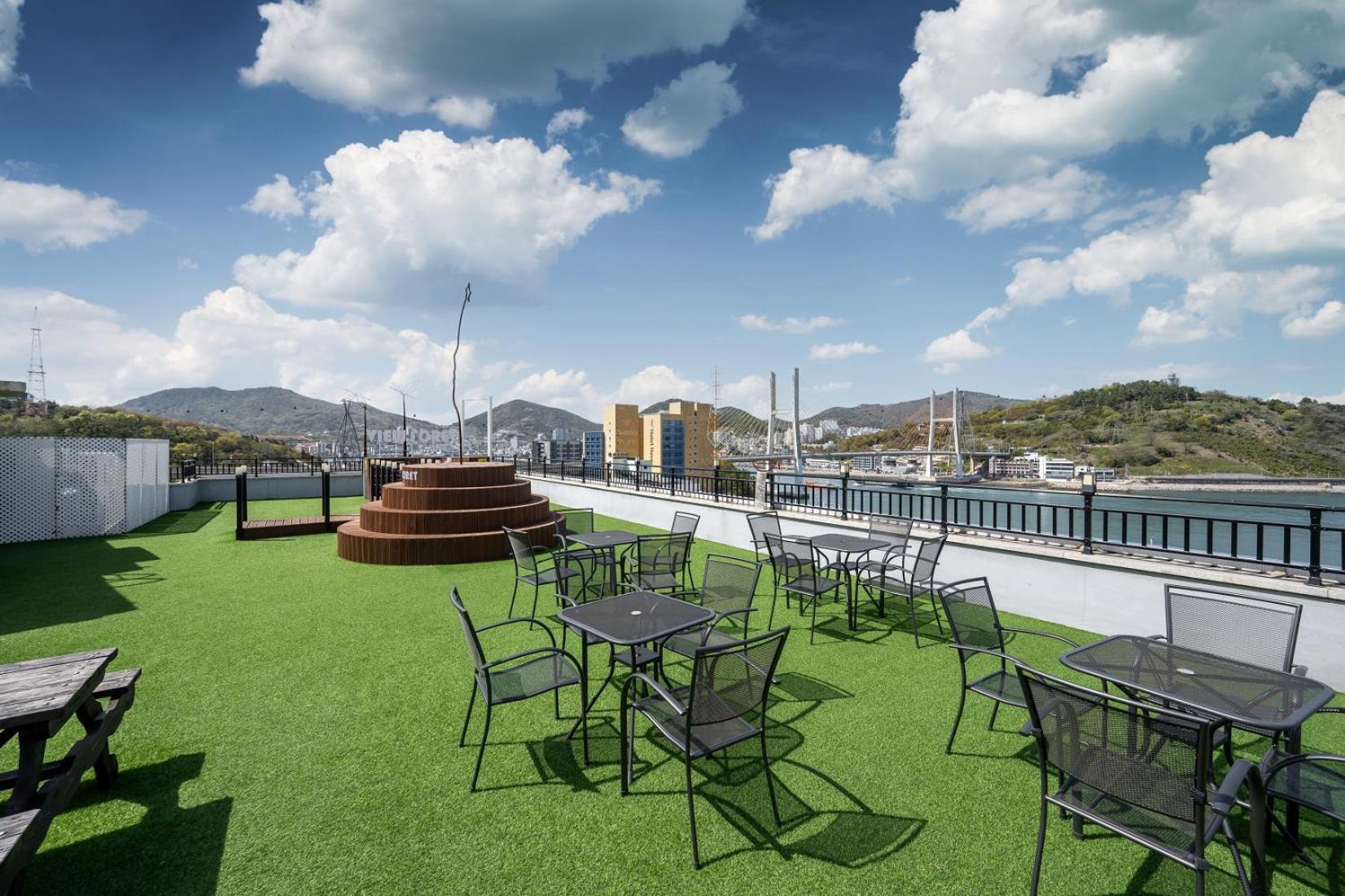 Yeosu View Foret Pension Luaran gambar